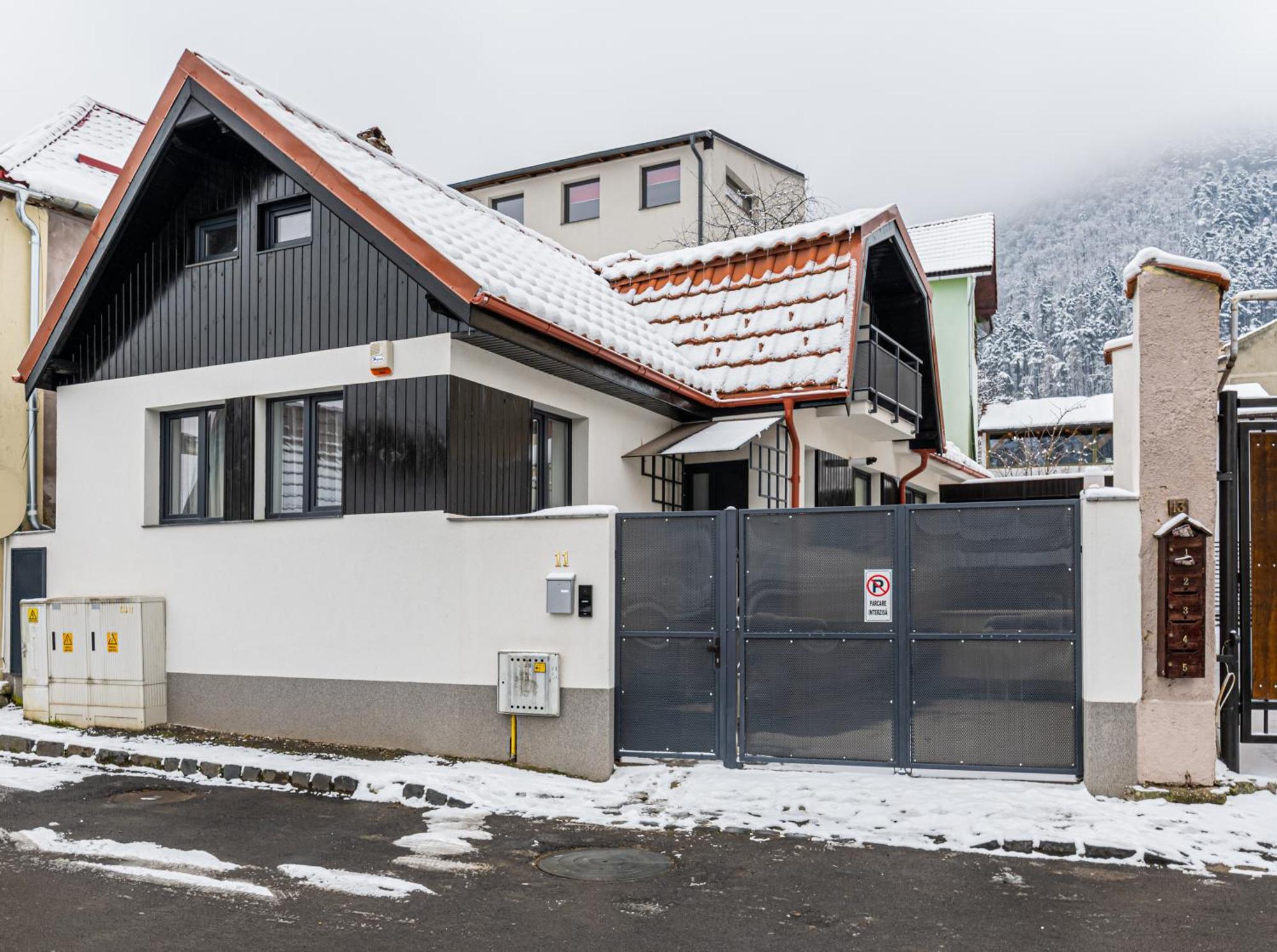 Sun Villas Accommodation Braşov Dış mekan fotoğraf